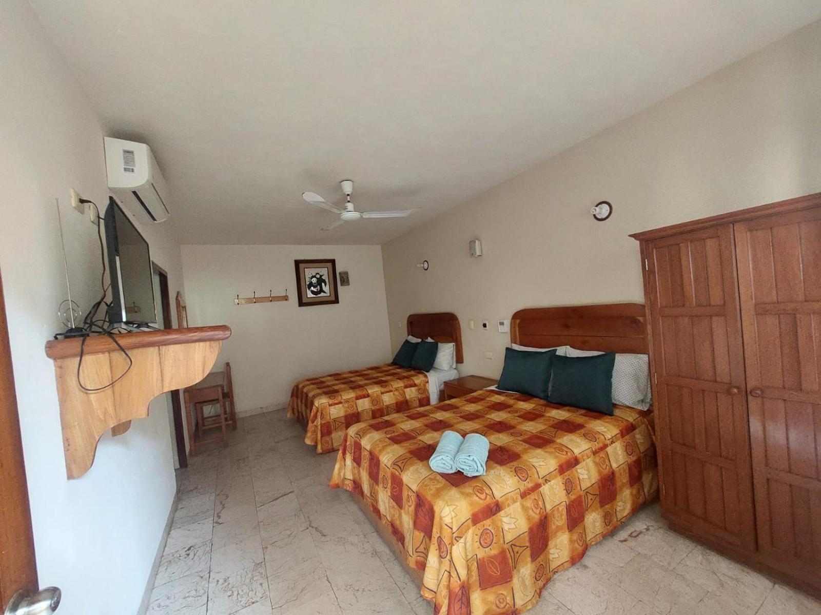 Hotel Kootznoowoo Puerto Escondido  Exteriör bild